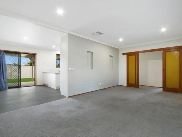 House for rent in Howlong, Federation Council