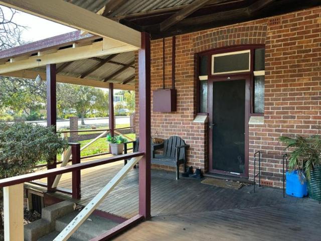 House for sale in Katanning, Shire Of Katanning