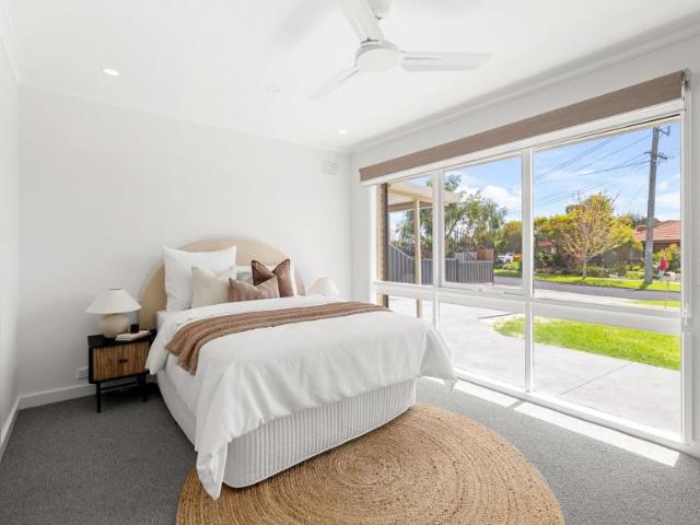 House for sale in Kealba, Melbourne