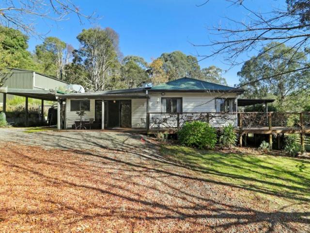 House for sale in Kevington, Shire of Mansfield