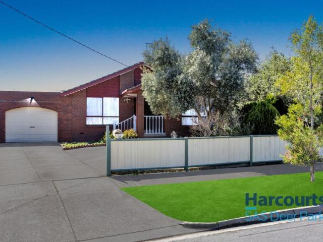 House for sale in Kings Park, Melbourne