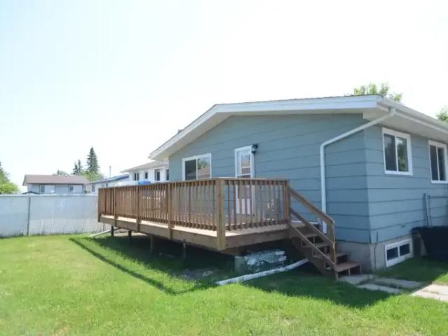 House for rent in Lacombe, Alberta