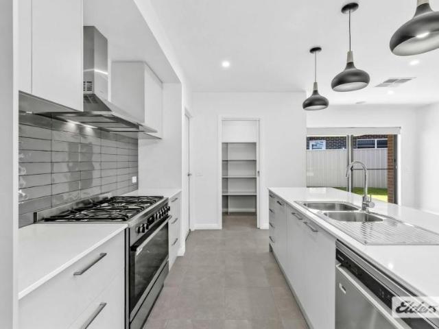 House for sale in Leneva, City of Wodonga