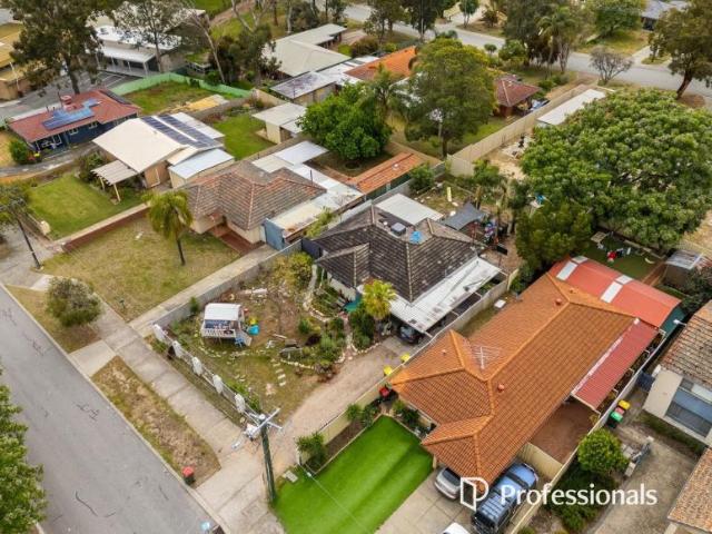 House for sale in Lockridge, City of Swan