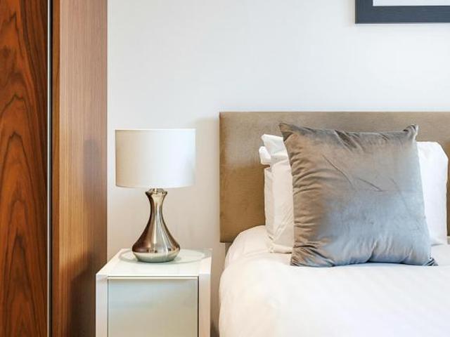 House for rent in Canary Wharf, Greater London