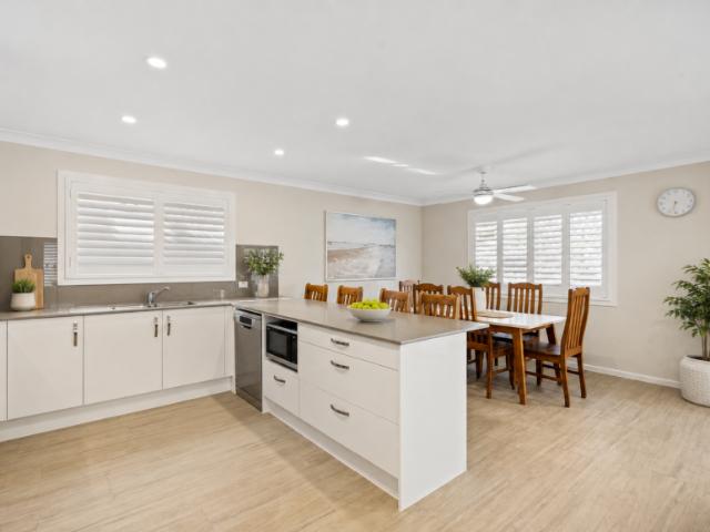 House for sale in Lota, Greater Brisbane