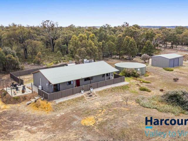 House for sale in Lower Chittering, Shire Of Chittering