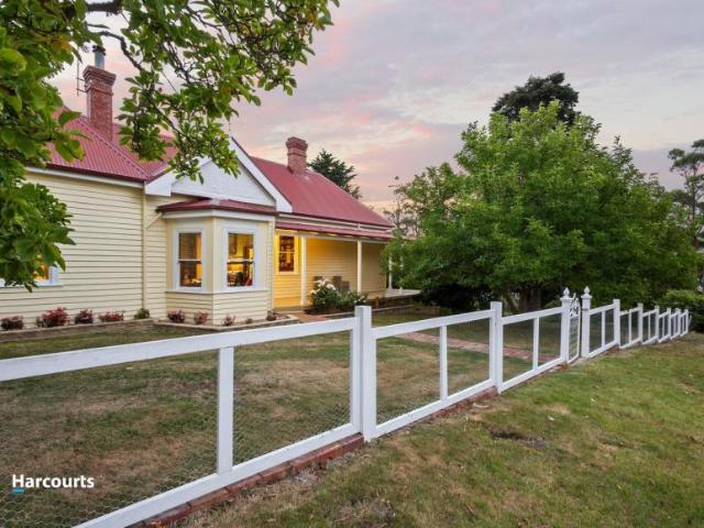 House for sale in Lower Wattle Grove, Huon Valley