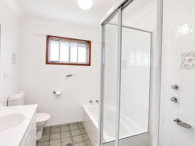 House for rent in Macquarie, Australian Capital Territory