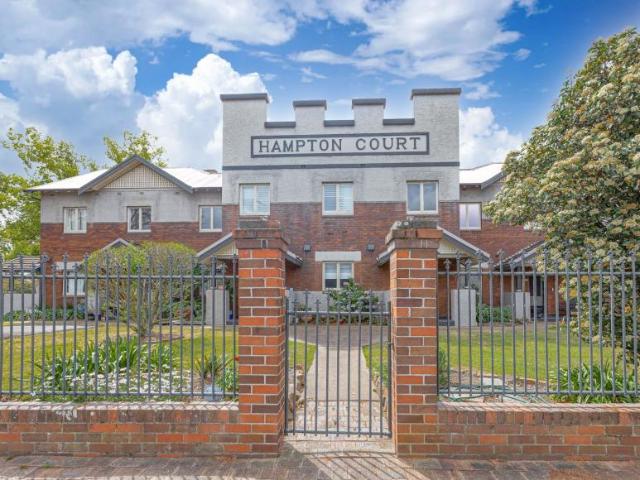 House for sale in Maitland, Newcastle-Maitland