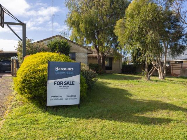 House for sale in Walpole