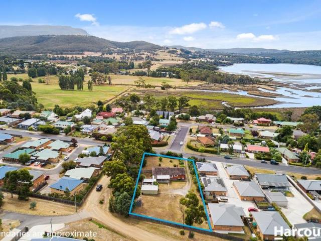House for sale in Margate, Hobart