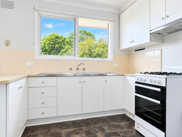 House for rent in Melton South, Melbourne