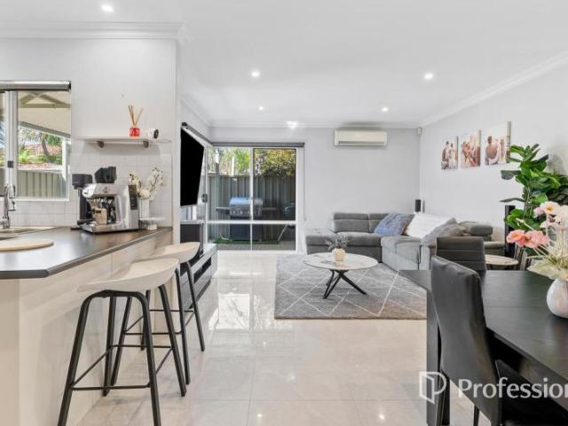 House for sale in Midland, City of Swan