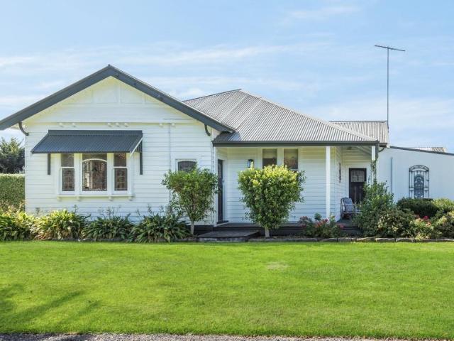 House for sale in Moolap, Geelong