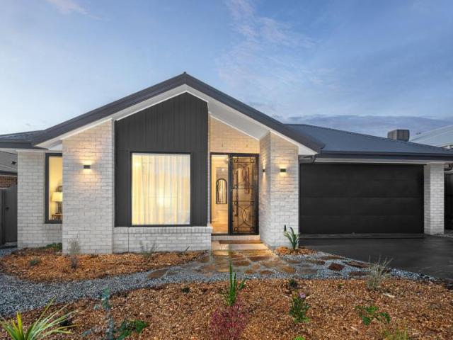 House for sale in Mount Clear, City of Ballarat