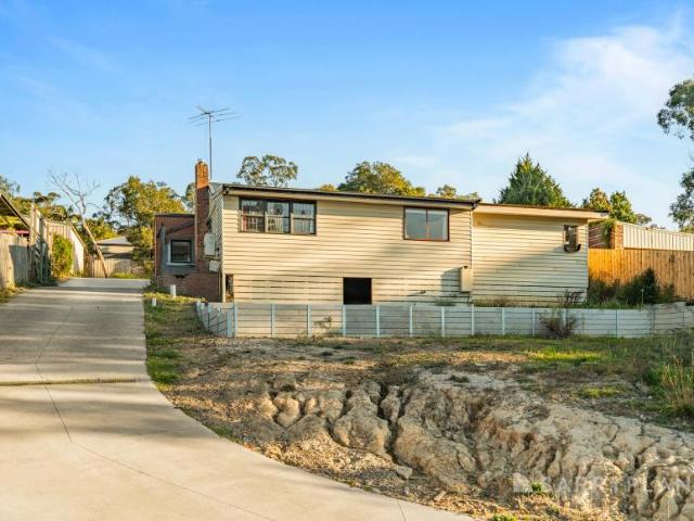 House for rent in Mount Evelyn, Melbourne