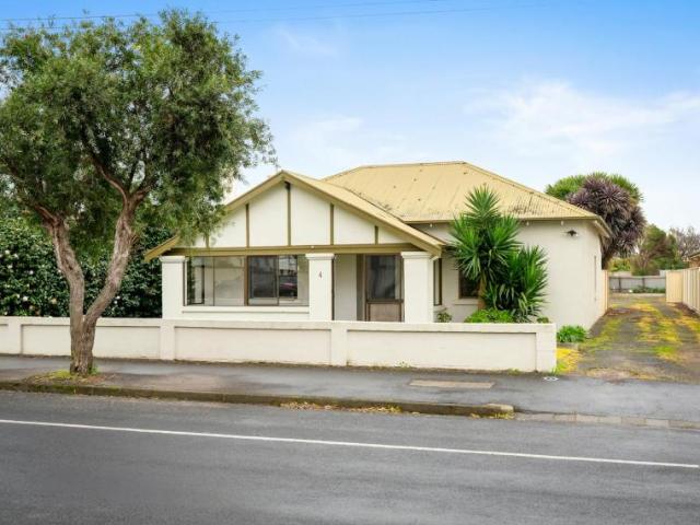 House for sale in Mount Gambier, City of Mount Gambier