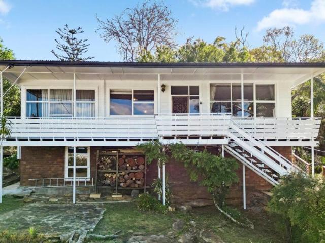 House for sale in Mount Kuring-Gai, Sydney