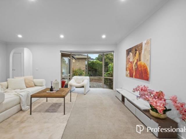House for sale in Mount Waverley, Melbourne