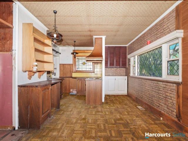 House for sale in Mount Waverley, Melbourne