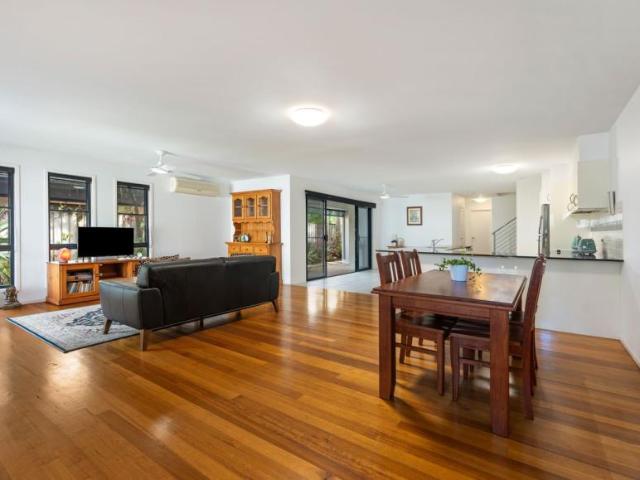 House for sale in Catalina Shores, Sunshine Coast Regional