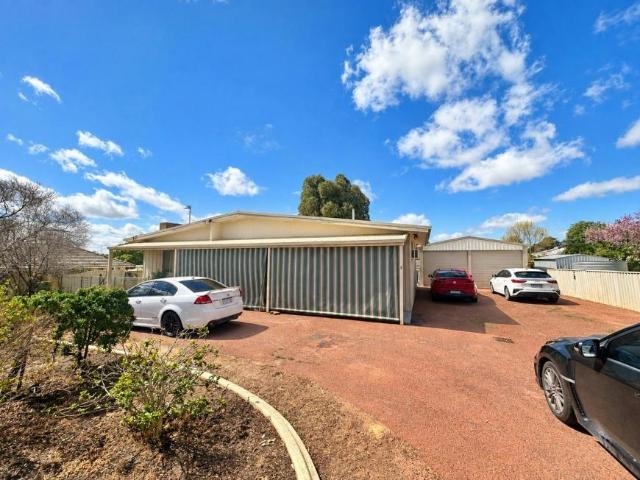 House for sale in Narrogin, Shire Of Narrogin