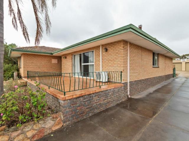 House for sale in Narrogin, Shire Of Narrogin