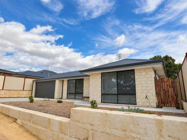 House for sale in Narrogin, Shire Of Narrogin