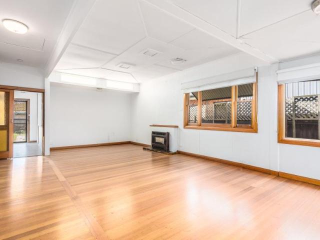 House for sale in Newcomb, Geelong