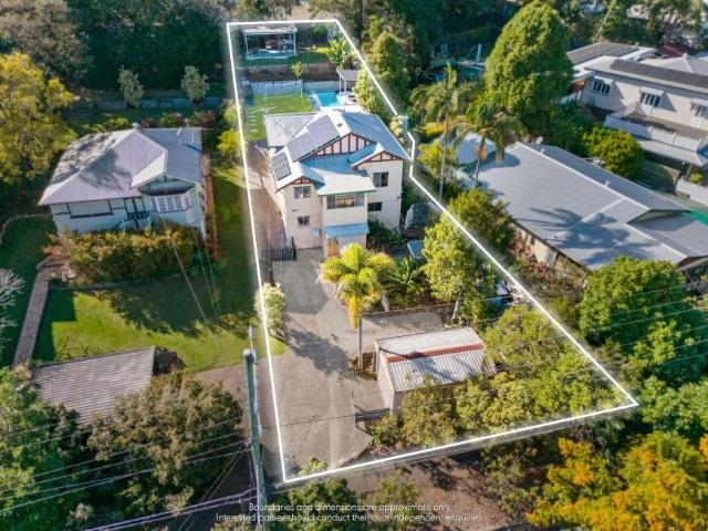 House for sale in Norman Park, Greater Brisbane