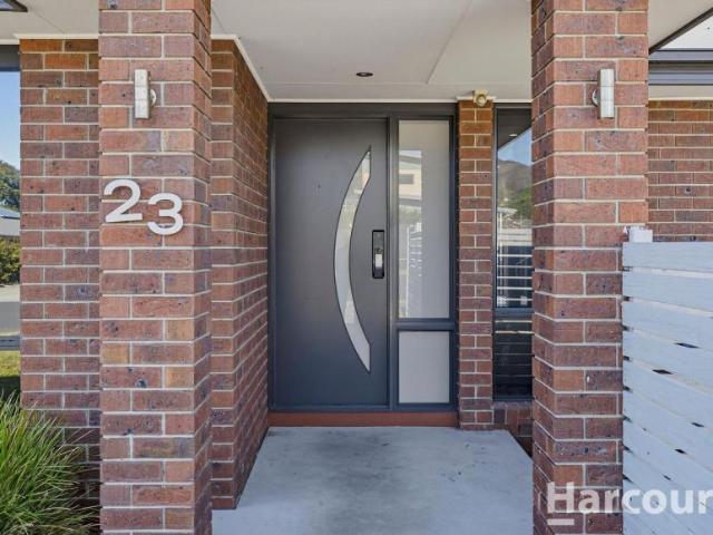 House for sale in Oakdowns, Hobart
