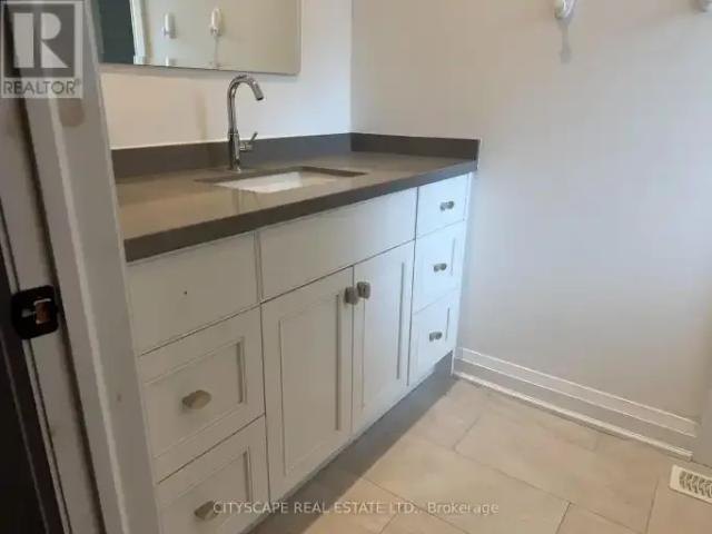 House for rent in Oakville, Ontario