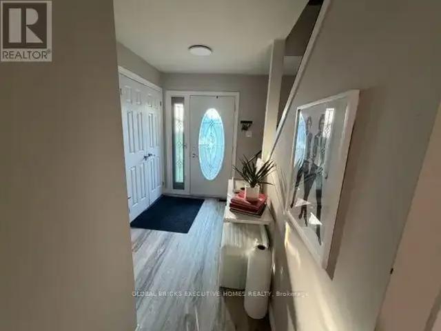 House for rent in Oakville, Ontario