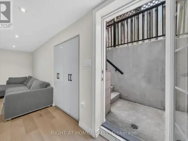 House for rent in Oakville, Ontario