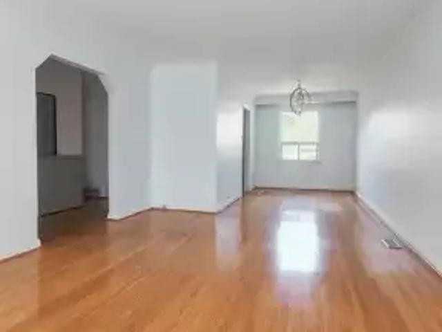 House for rent in Oakville, Ontario