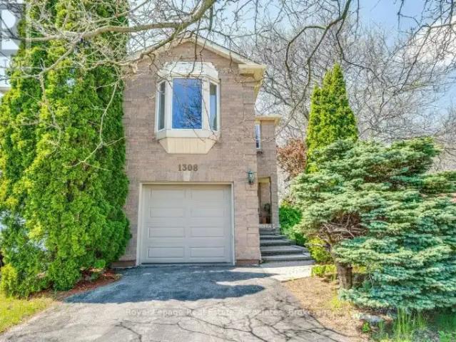 House for rent in Oakville, Ontario