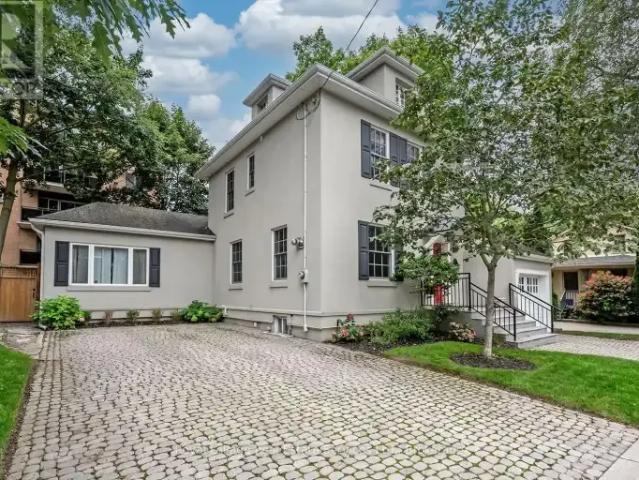 House for rent in Oakville, Ontario