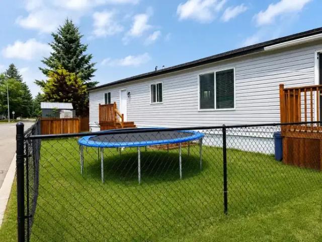 House for rent in Okotoks, Alberta