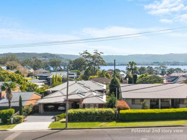 House for sale in Point Frederick, Gosford