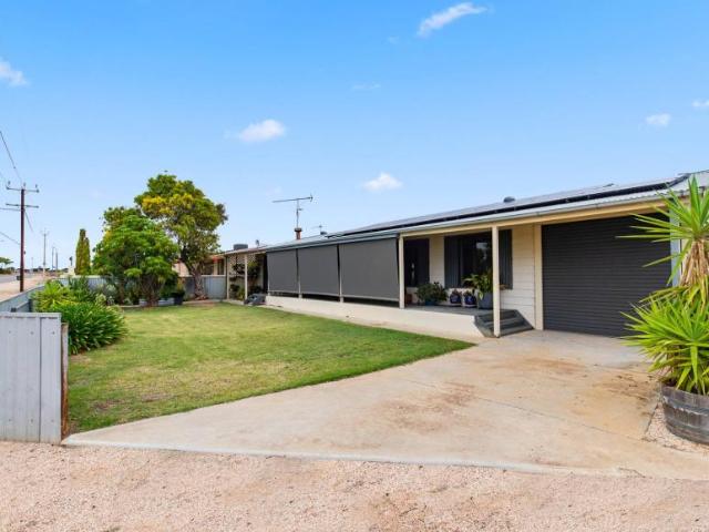 House for sale in Port Victoria, South Australia