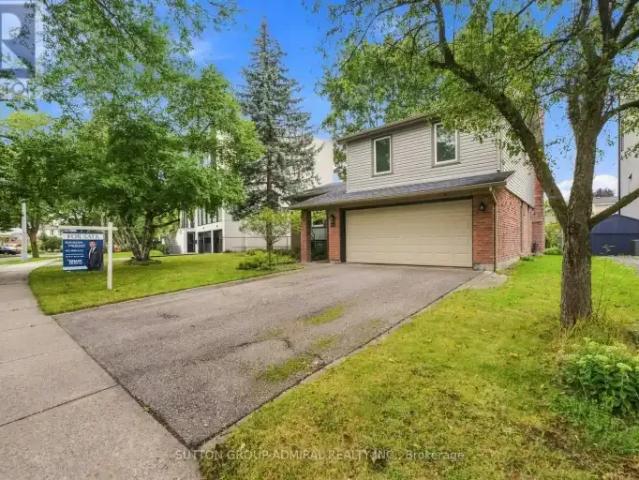 House for rent in Richmond Hill, Golden Horseshoe