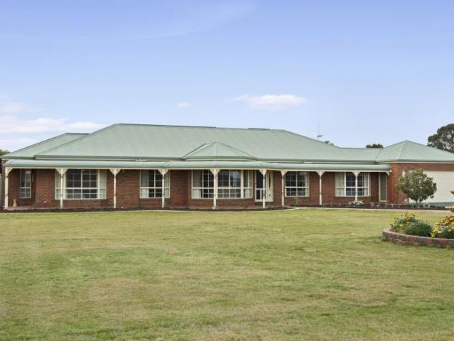 House for sale in Rochester, Victoria