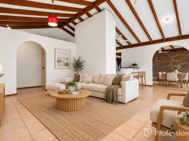 House for sale in Rockingham, City of Rockingham