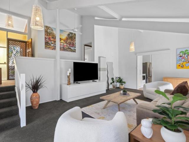 House for sale in Rosebud, Melbourne