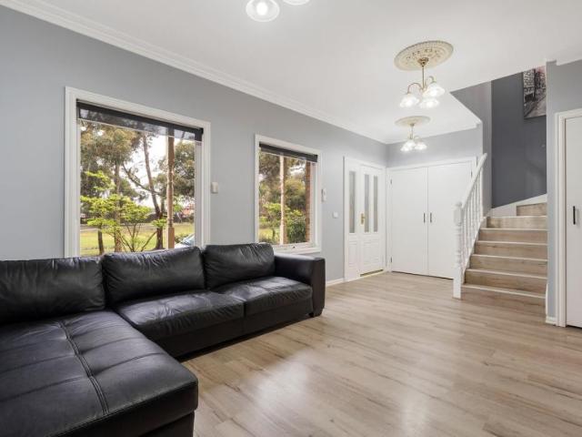 House for sale in Roxburgh Park, Melbourne
