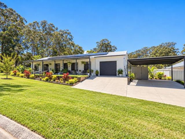 House for sale in Russell Island, Greater Brisbane