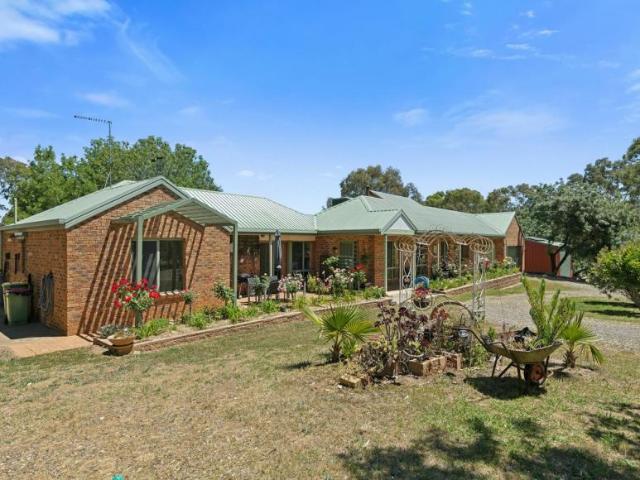 House for sale in Rutherglen, Shire of Indigo