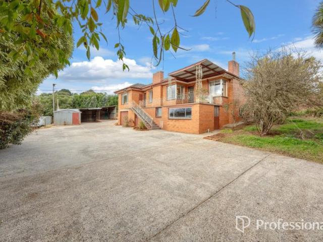 House for sale in Silvan, Melbourne