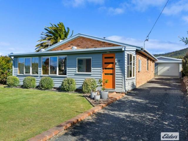 House for sale in Sisters Beach, Waratah-Wynyard